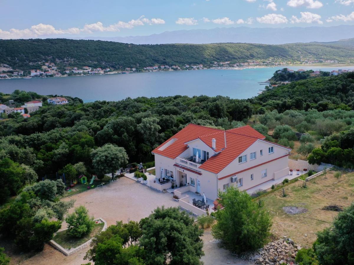 Apartmani "Sandro" Gonar Rab Town Zewnętrze zdjęcie