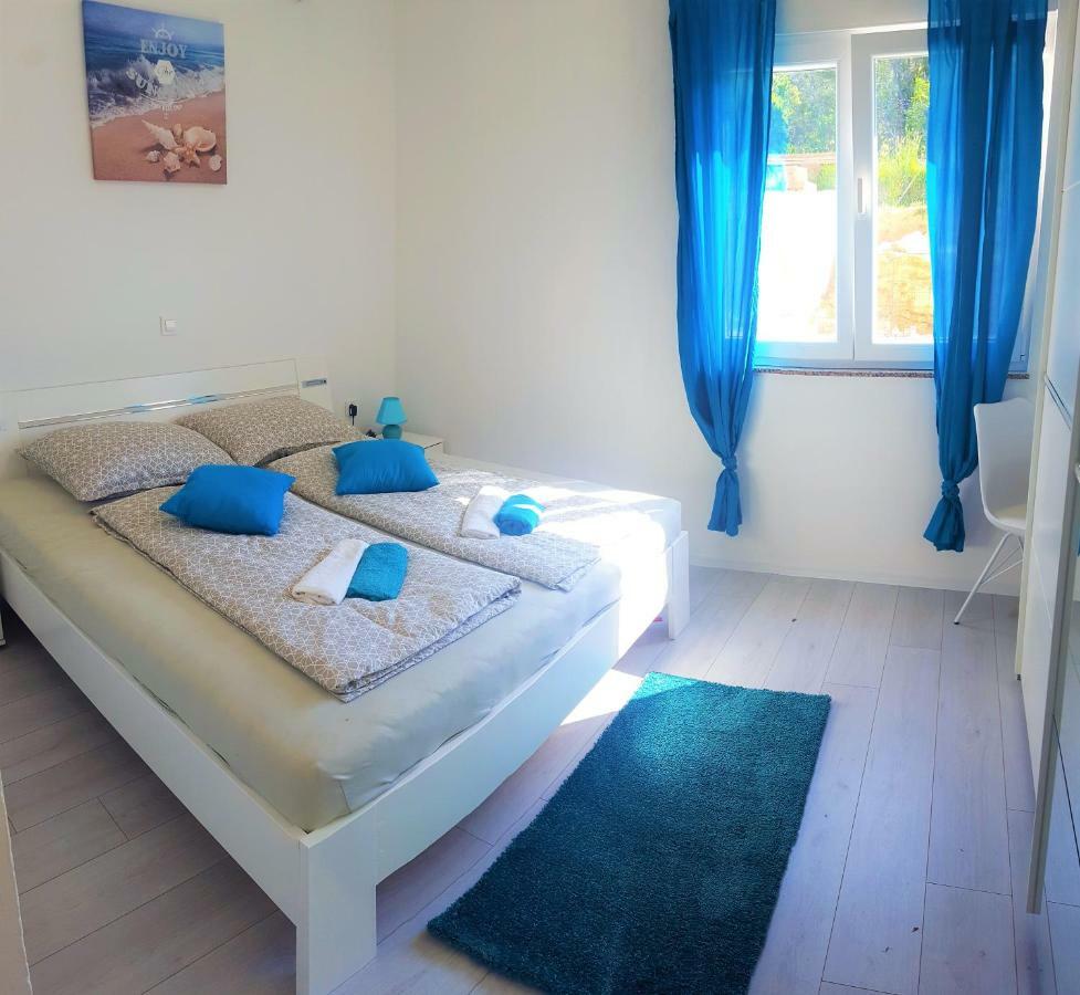 Apartmani "Sandro" Gonar Rab Town Zewnętrze zdjęcie