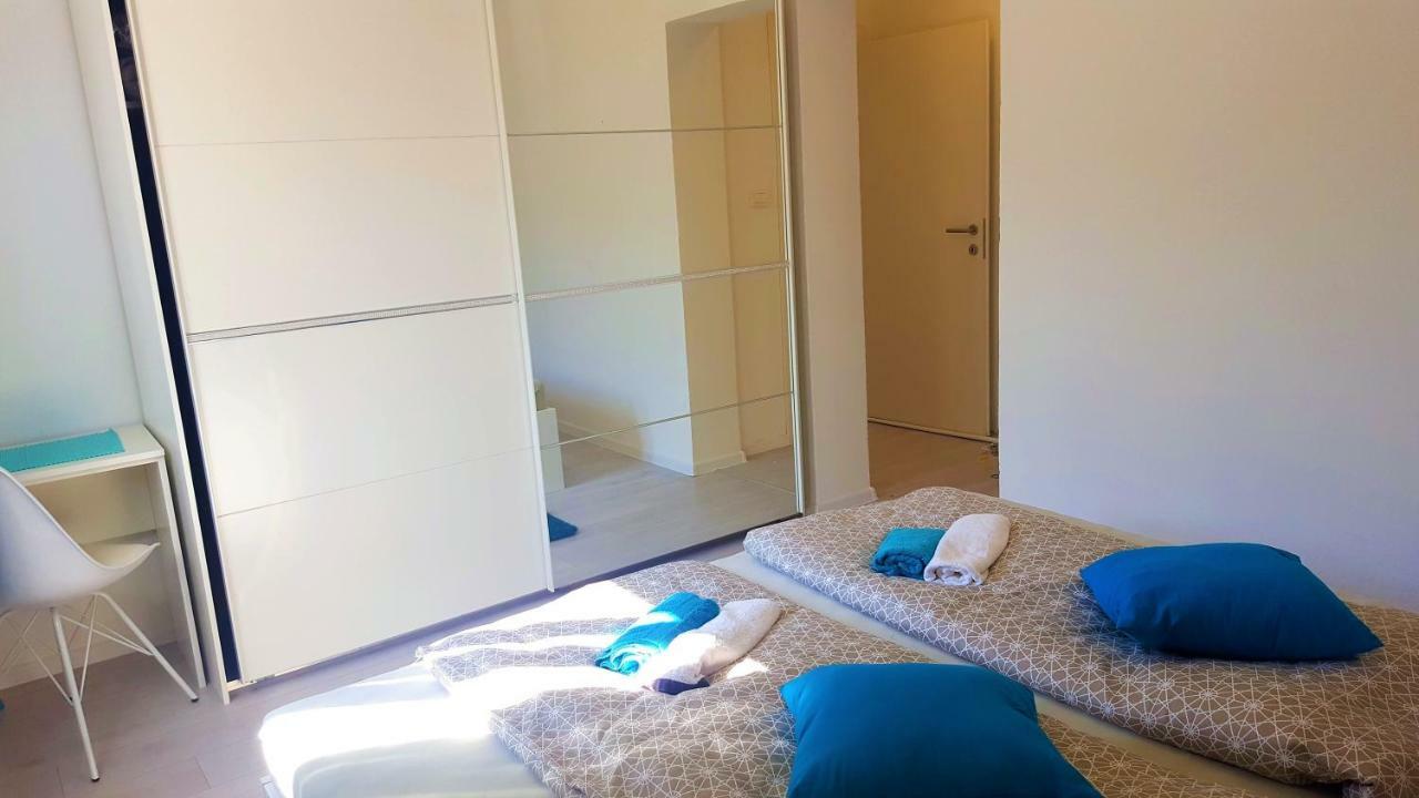 Apartmani "Sandro" Gonar Rab Town Zewnętrze zdjęcie