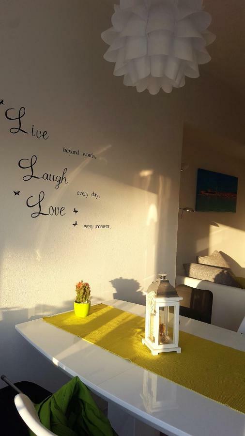 Apartmani "Sandro" Gonar Rab Town Zewnętrze zdjęcie