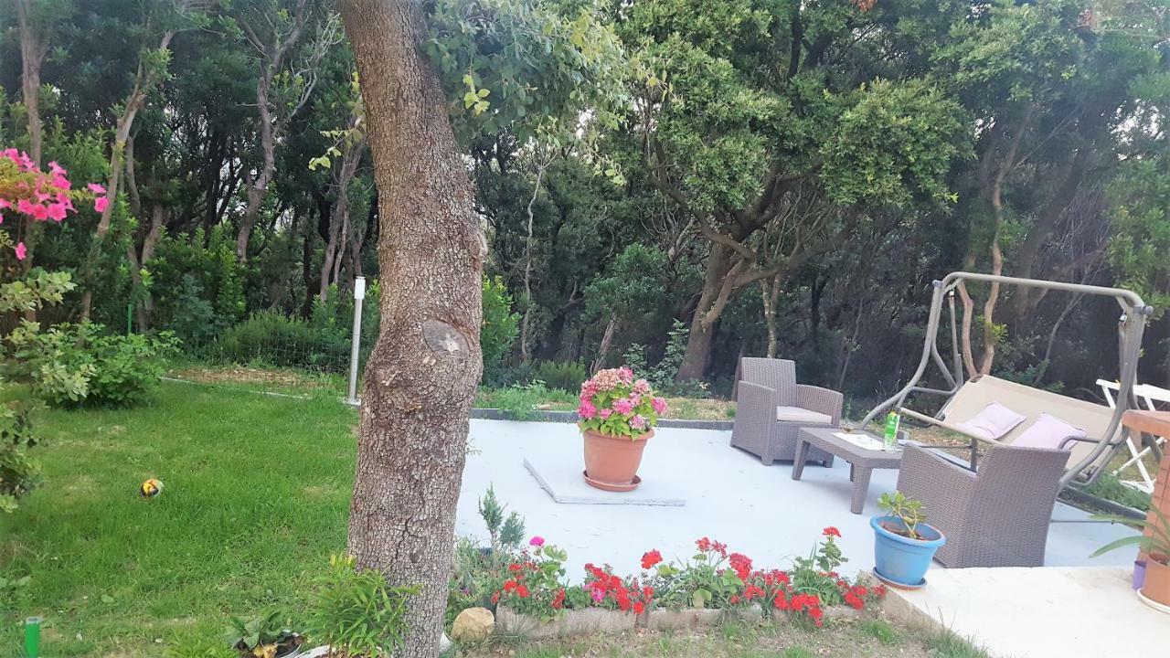 Apartmani "Sandro" Gonar Rab Town Zewnętrze zdjęcie