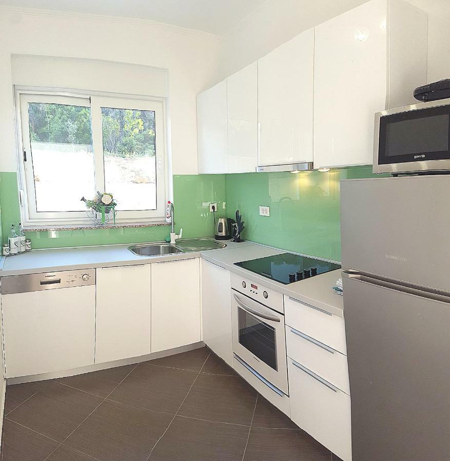 Apartmani "Sandro" Gonar Rab Town Zewnętrze zdjęcie