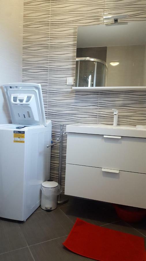 Apartmani "Sandro" Gonar Rab Town Zewnętrze zdjęcie